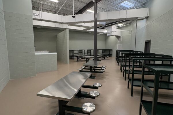 Dayroom 253 Overview (Tables)